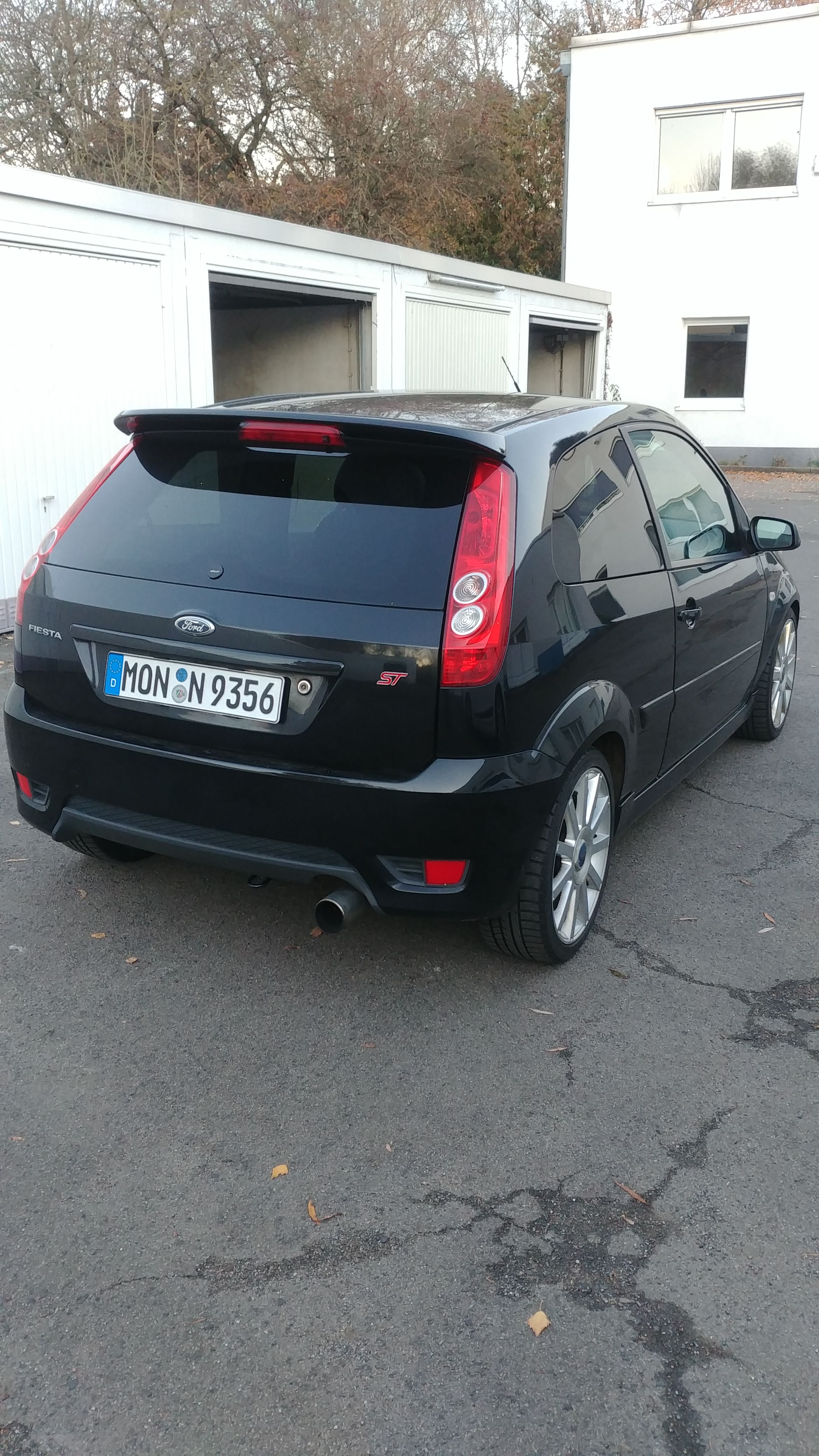 Low Budget Fiesta St 150 Vorstellungen Trackday Forum Com Verein Forum Motorsport